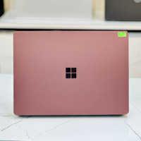 Microsoft Surface Laptop Core i7 7th Gen 16GB RAM