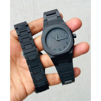 D1 Milano Classic Hand Watch