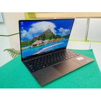 Dell XPS 13 Core i7 8th Gen 16GB RAM 4K Touchscreen