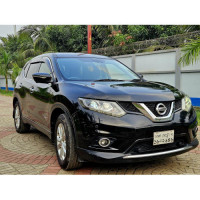 Nissan X-Trail Hybrid 2016
