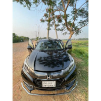 Honda Vezel 2015